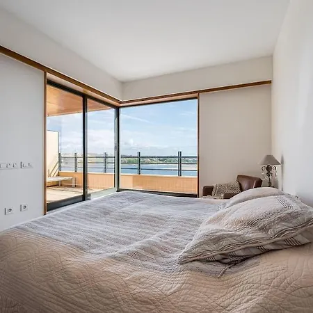 Guestready - Luxury Vacation With River View דירה פורטו