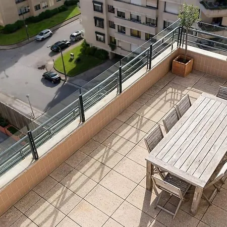 Guestready - Luxury Vacation With River View דירה